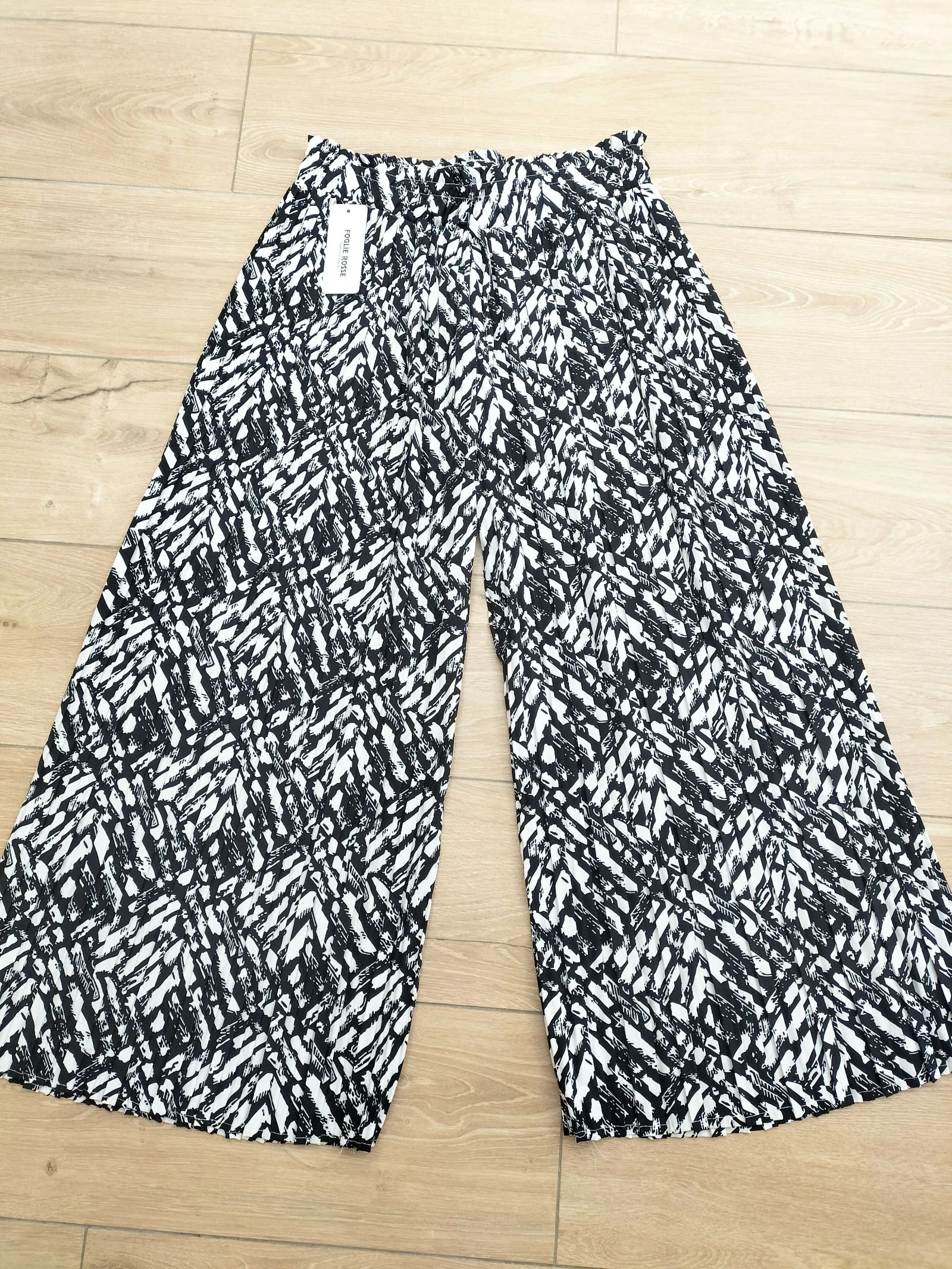 Pantalon large et fluide neuf taille M/L
